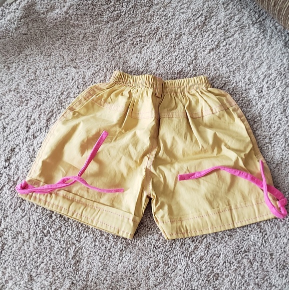 Kids shorts - Picture 2 of 2